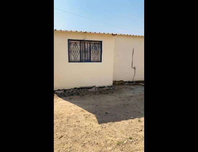 2 BEDROOM HOUSE FOR SALE IN OLIEVENHOUTBOSCH